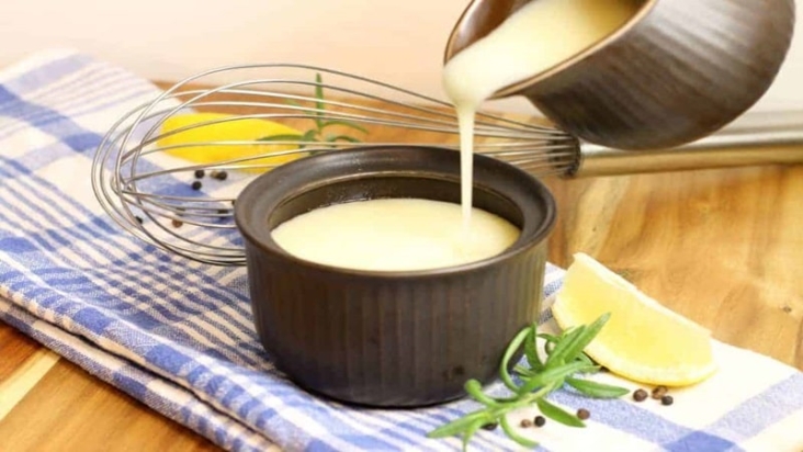 طرز تهیه سس ولوته: شاهکار سفید فرانسوی که هر غذایی را اشرافی میکند