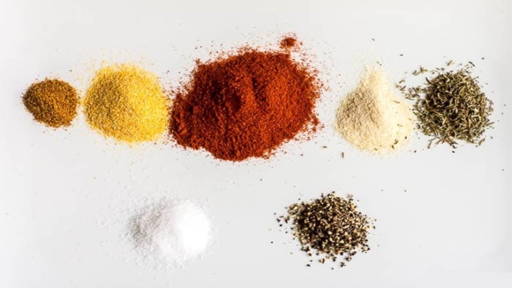 بهترین ادویه مرغ سوخاری
